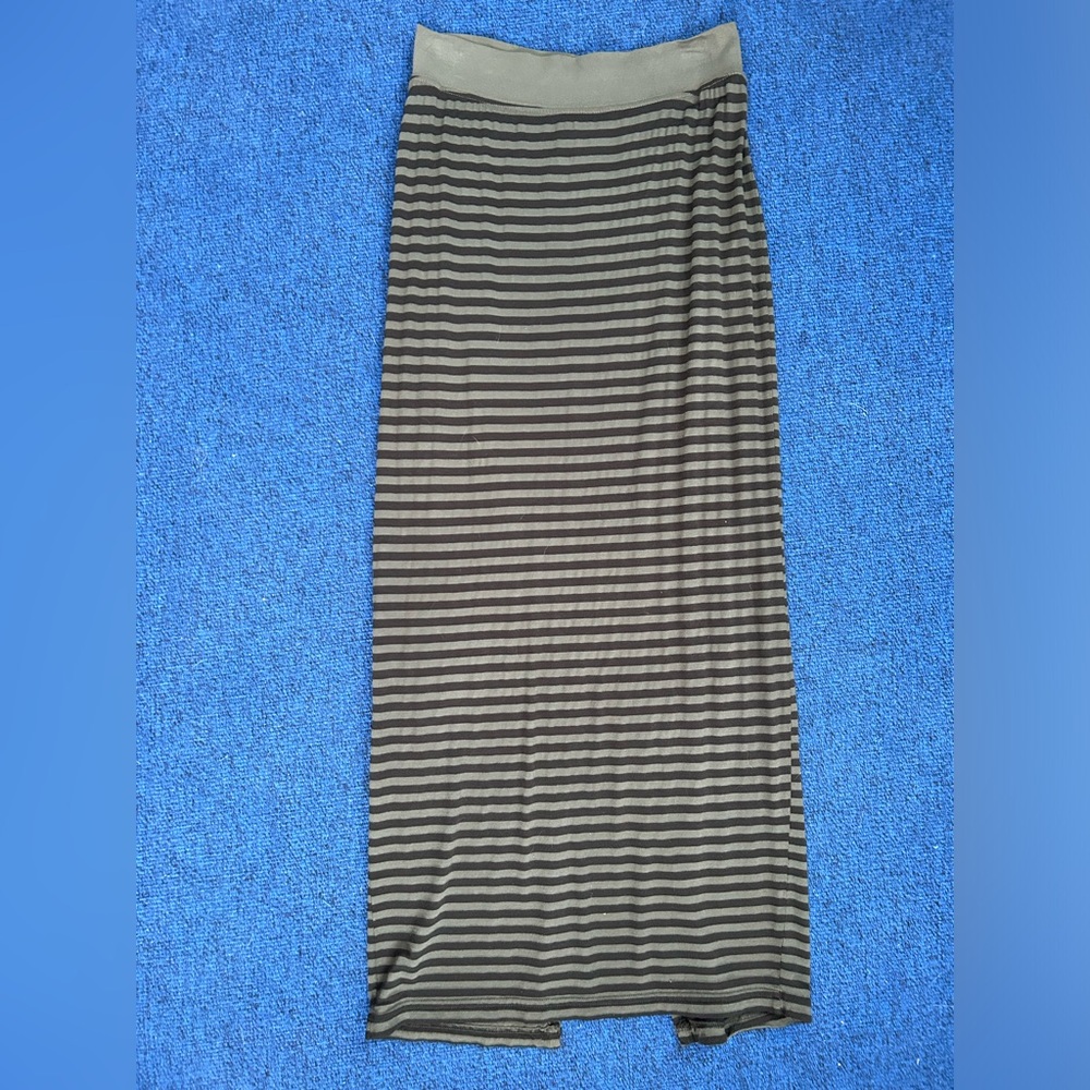 Organic Hardtail black! Olive striped slit back skirt. Boho chic Vintage Size S